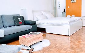 Holiday Escape Stylish Studio -Prime Location Near Matterhorn Gondola